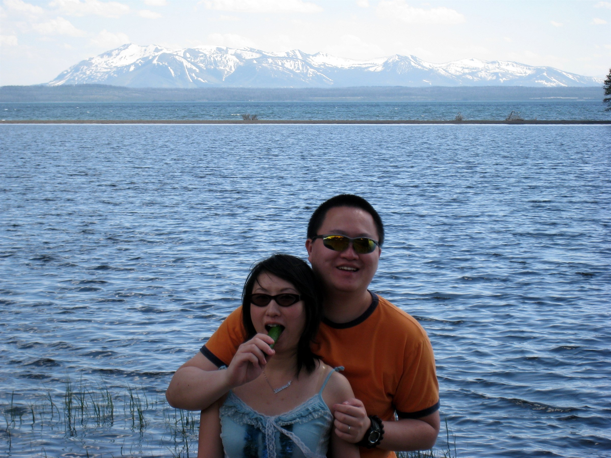 2008湖水岸边