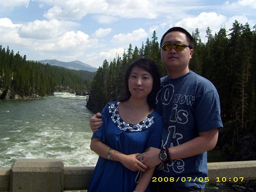 2008河水奔流的山谷里
